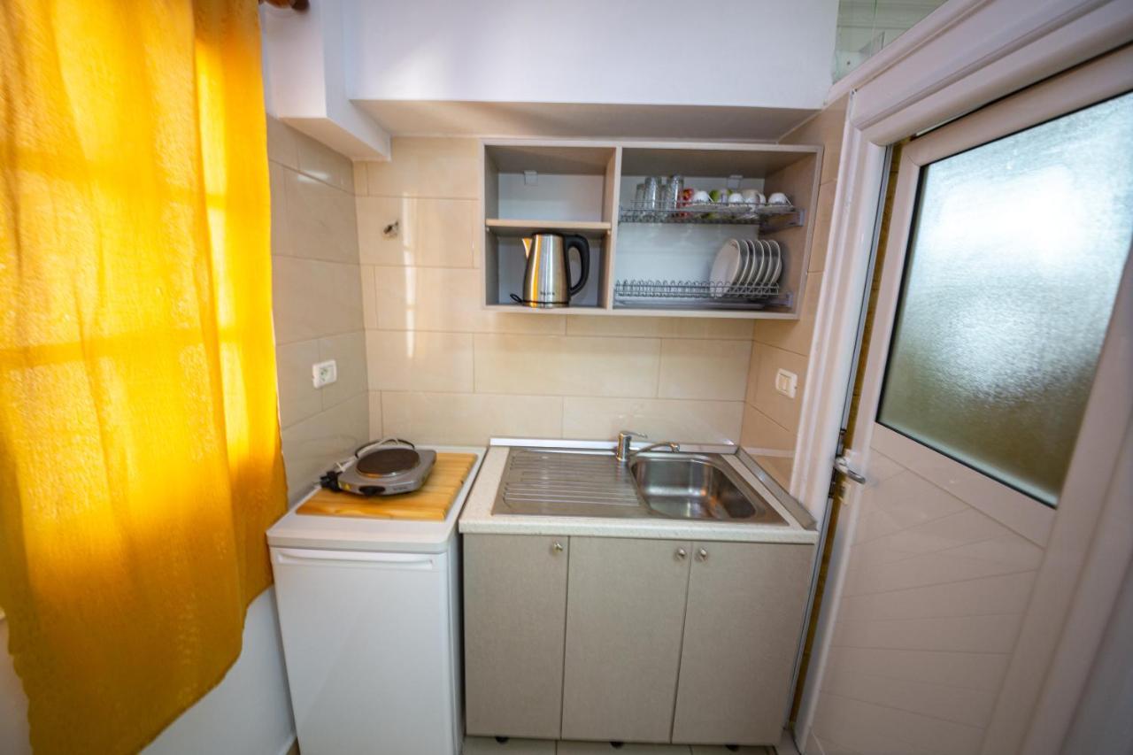 Himara Apartments Екстериор снимка