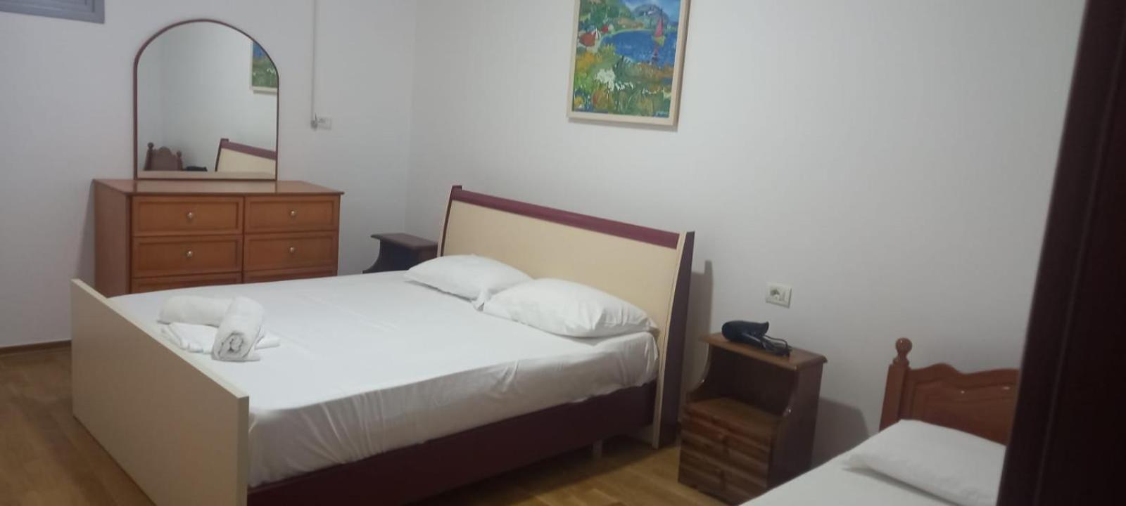 Himara Apartments Екстериор снимка