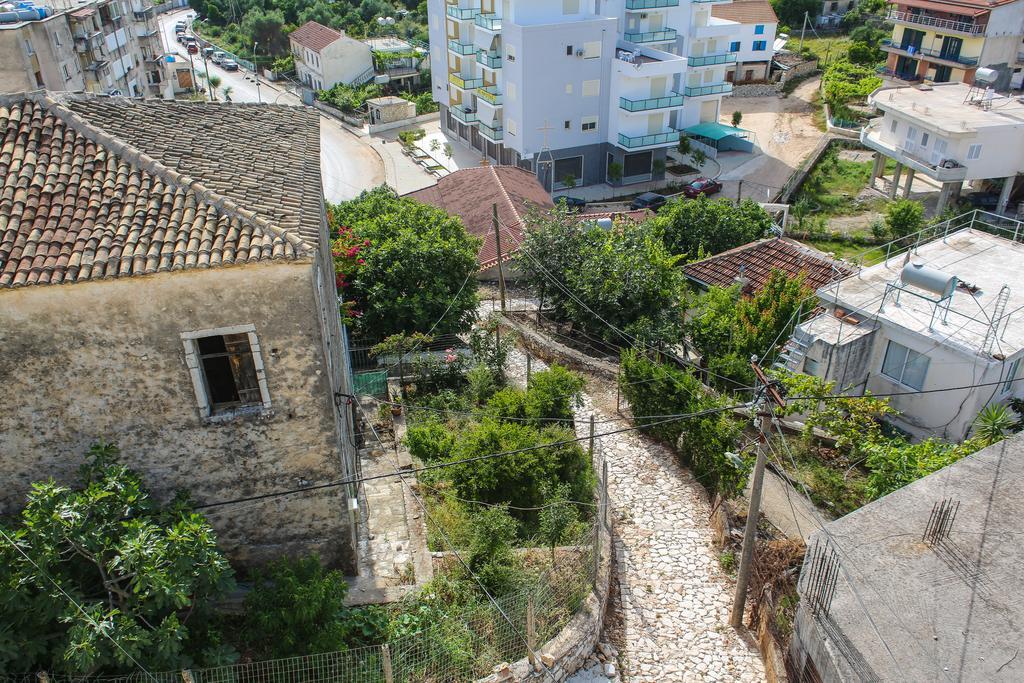 Himara Apartments Екстериор снимка