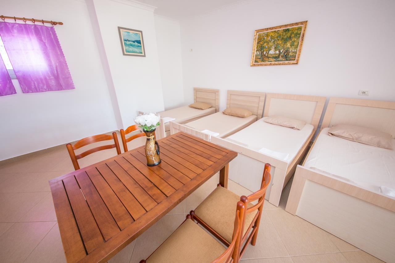 Himara Apartments Екстериор снимка