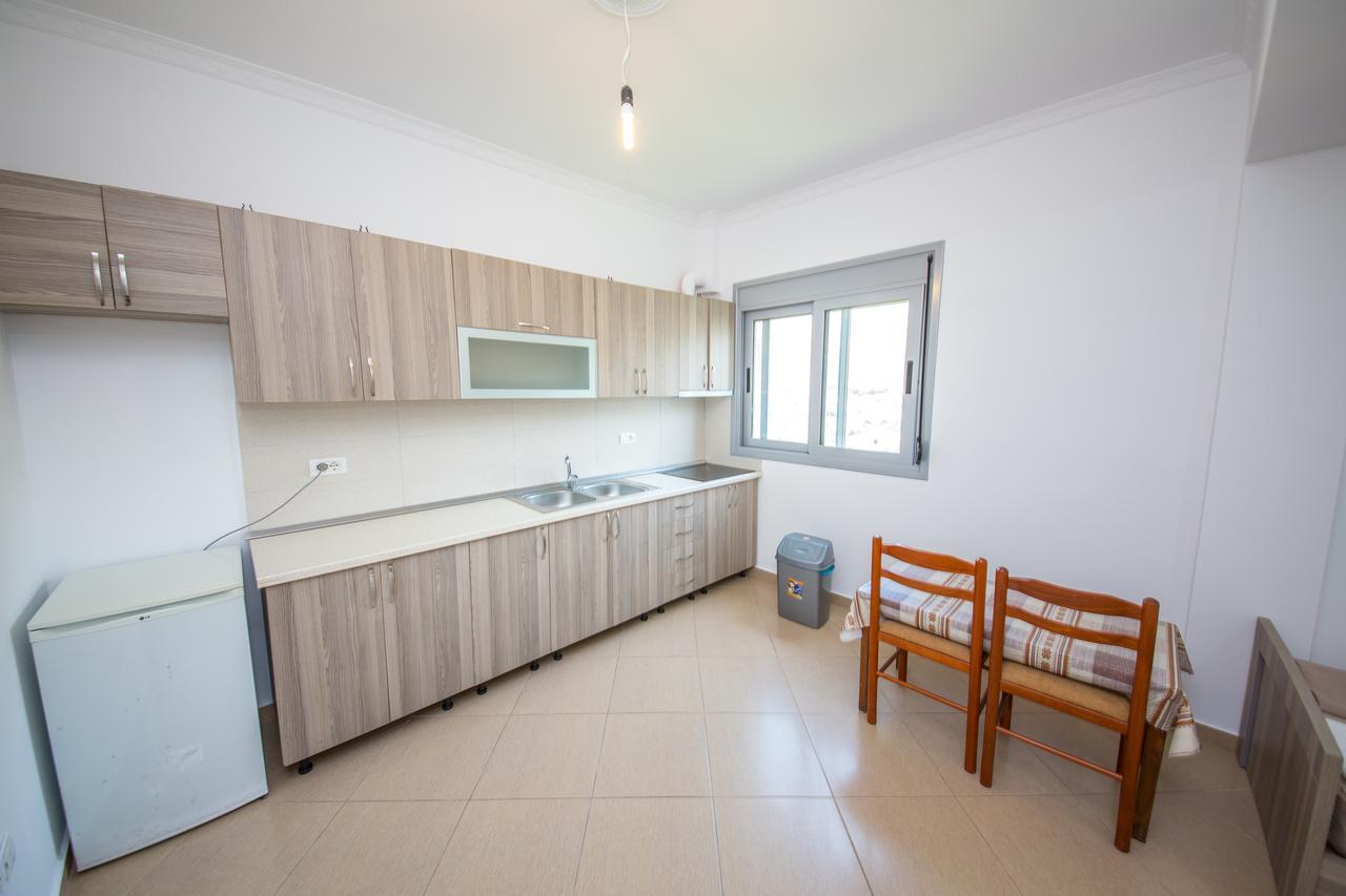 Himara Apartments Екстериор снимка