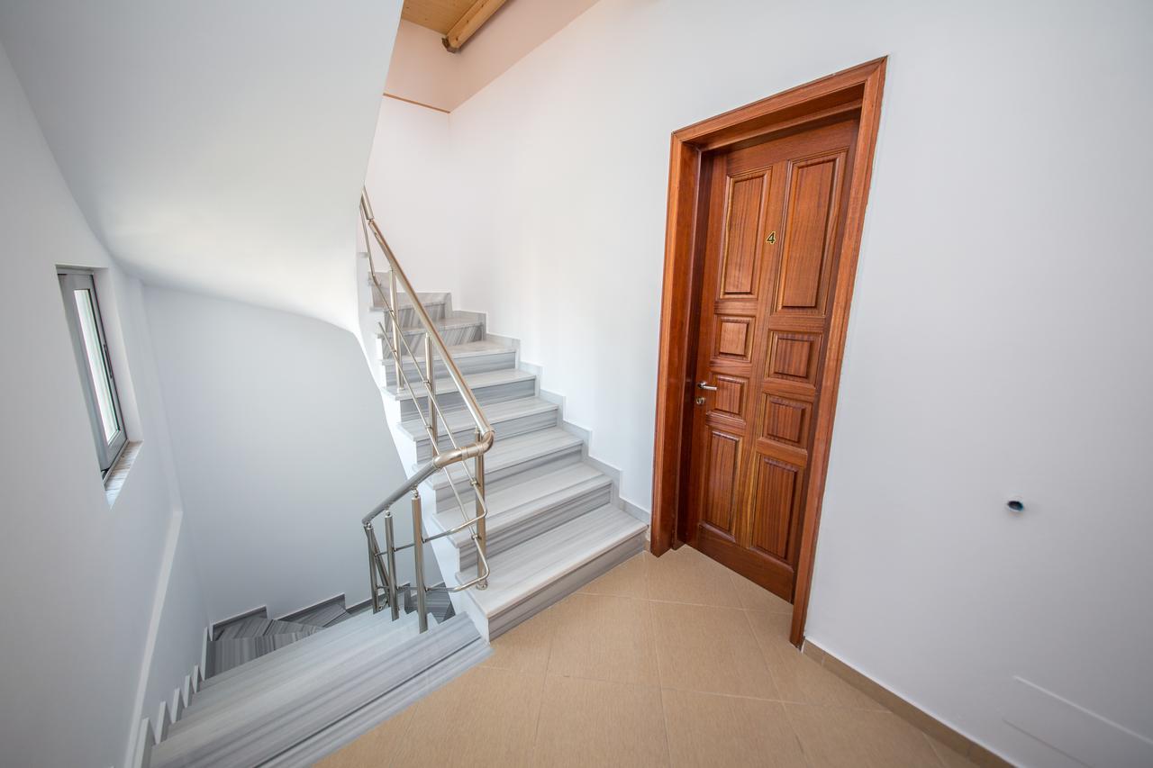 Himara Apartments Екстериор снимка